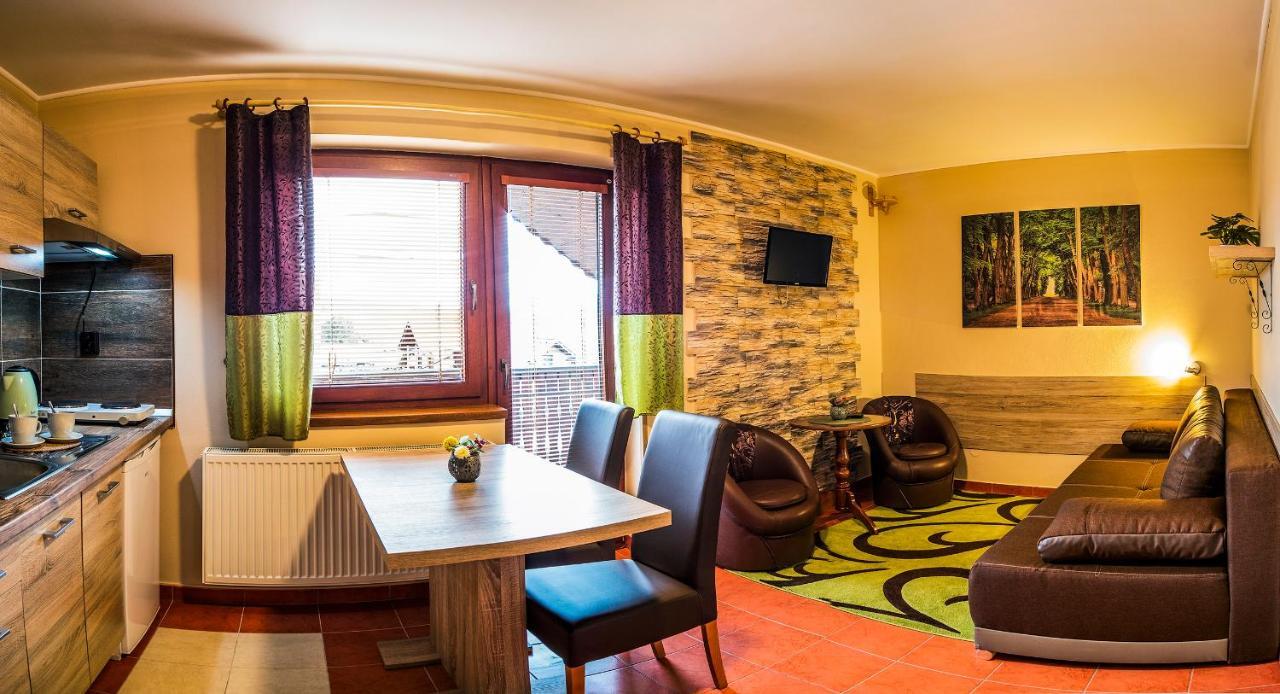 Apartmany Veverica Liptovský Mikuláš Екстериор снимка